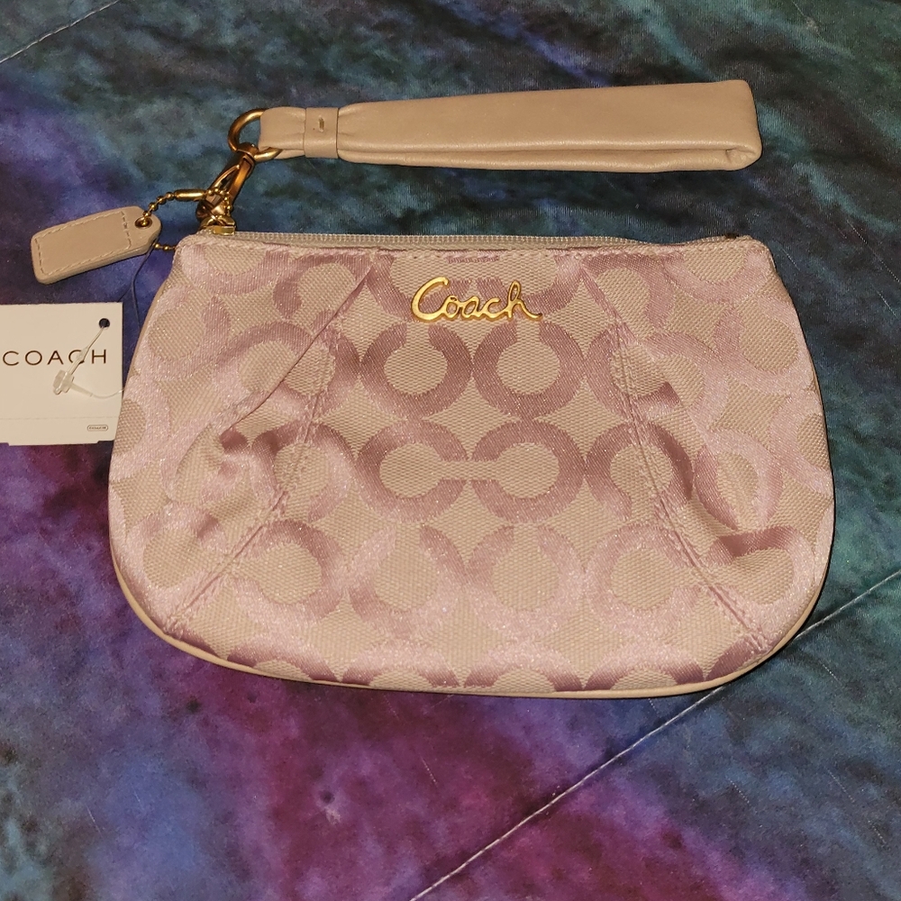 Coach Signature Parker OP Wristlet [NWT] - Picture 10 of 11